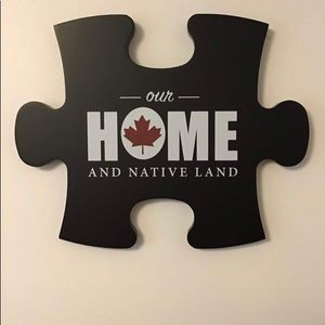 Puzzle plaque